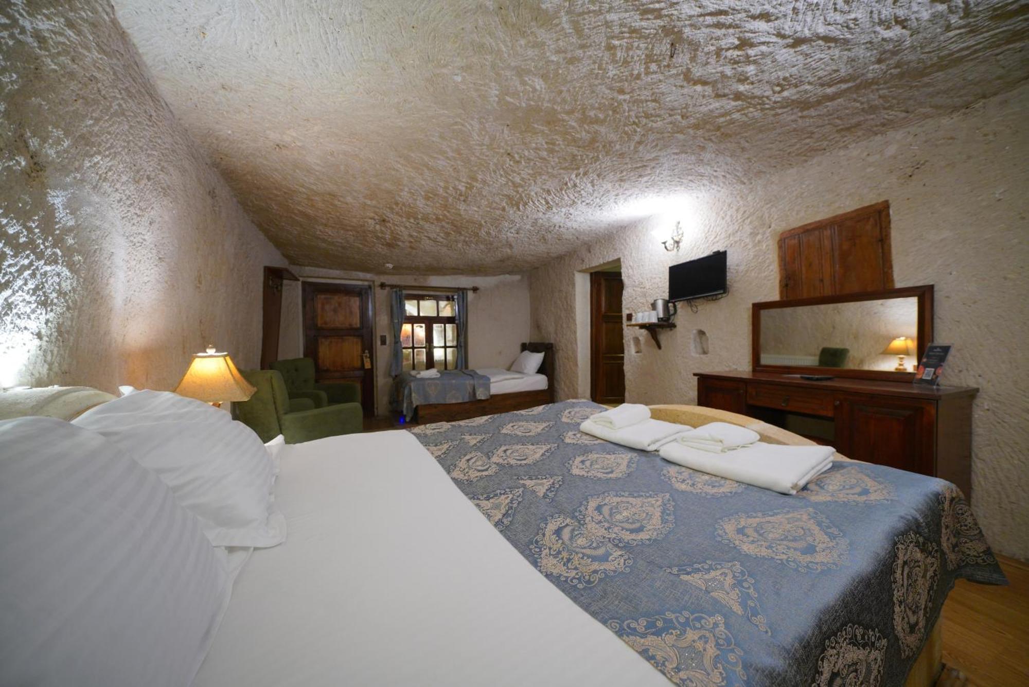 Asteria Cave Hotel Göreme Exterior photo